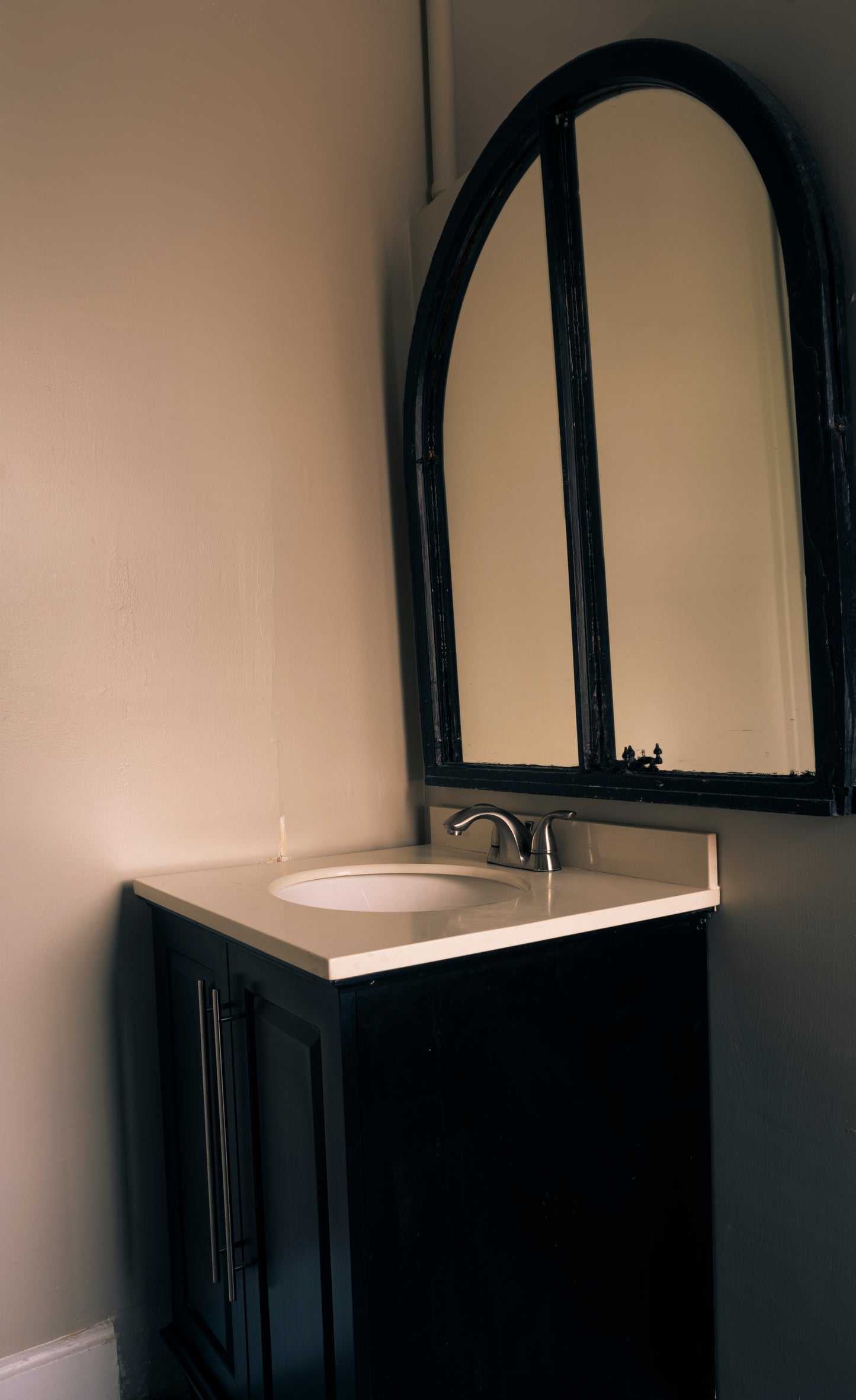 Sir J.A. Mcdonald Suite 6