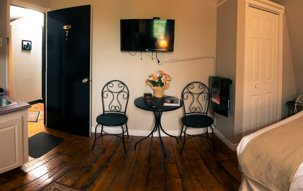 Sir George Carter Suite 7