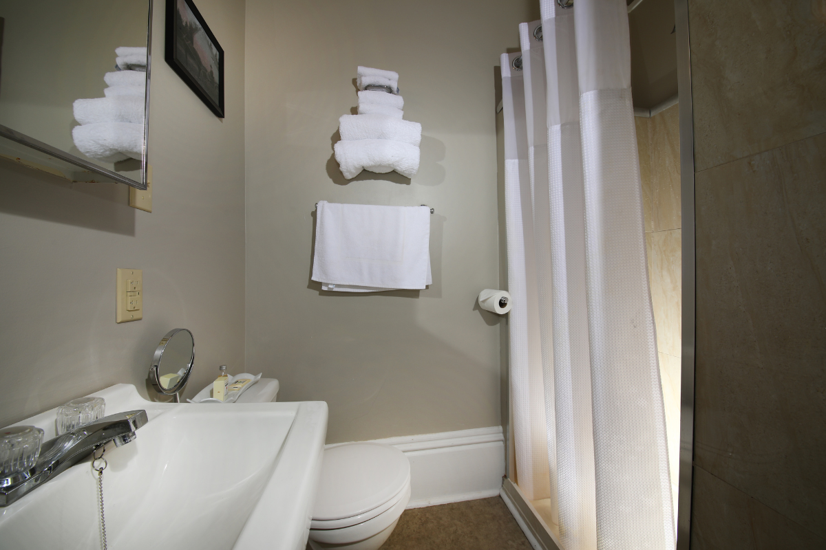 George Coles Suite 1