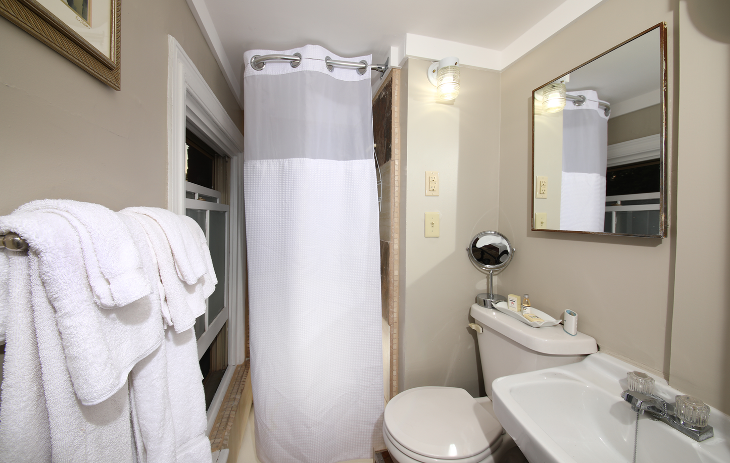 Sir Ambrose Shea Suite 5