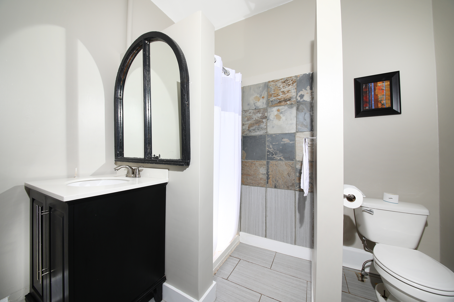 Sir J.A. Mcdonald Suite 6