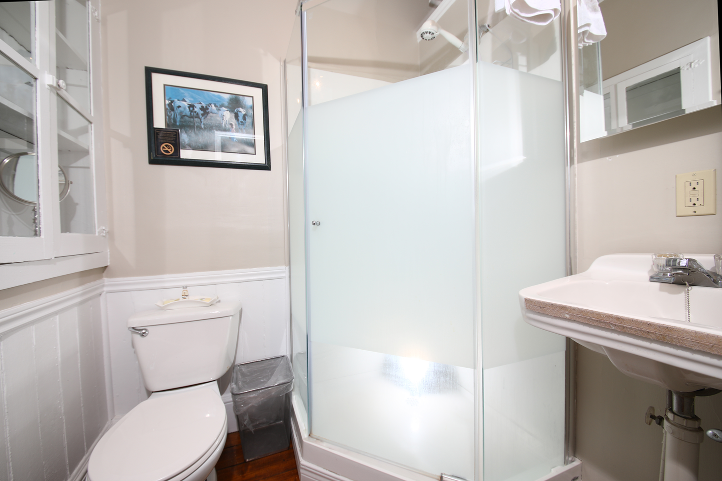 A.A. Mcdonald Suite 3