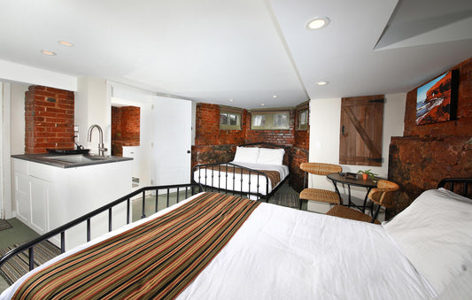 Master Suite 10